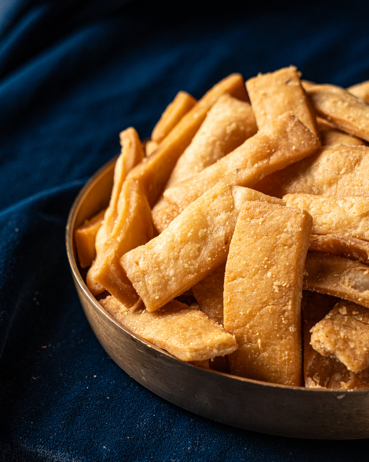 Namak Pare Classic Cut